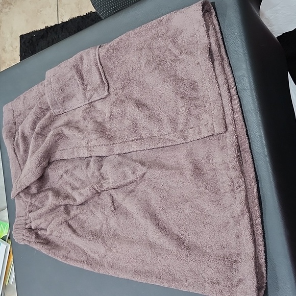 THE COMPANY STORE EGYPTIAN COTTON MEN'S BATH WRAP - Picture 1 of 3
